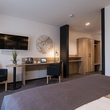 Eichhorns Hotel Niebull Bagian luar foto