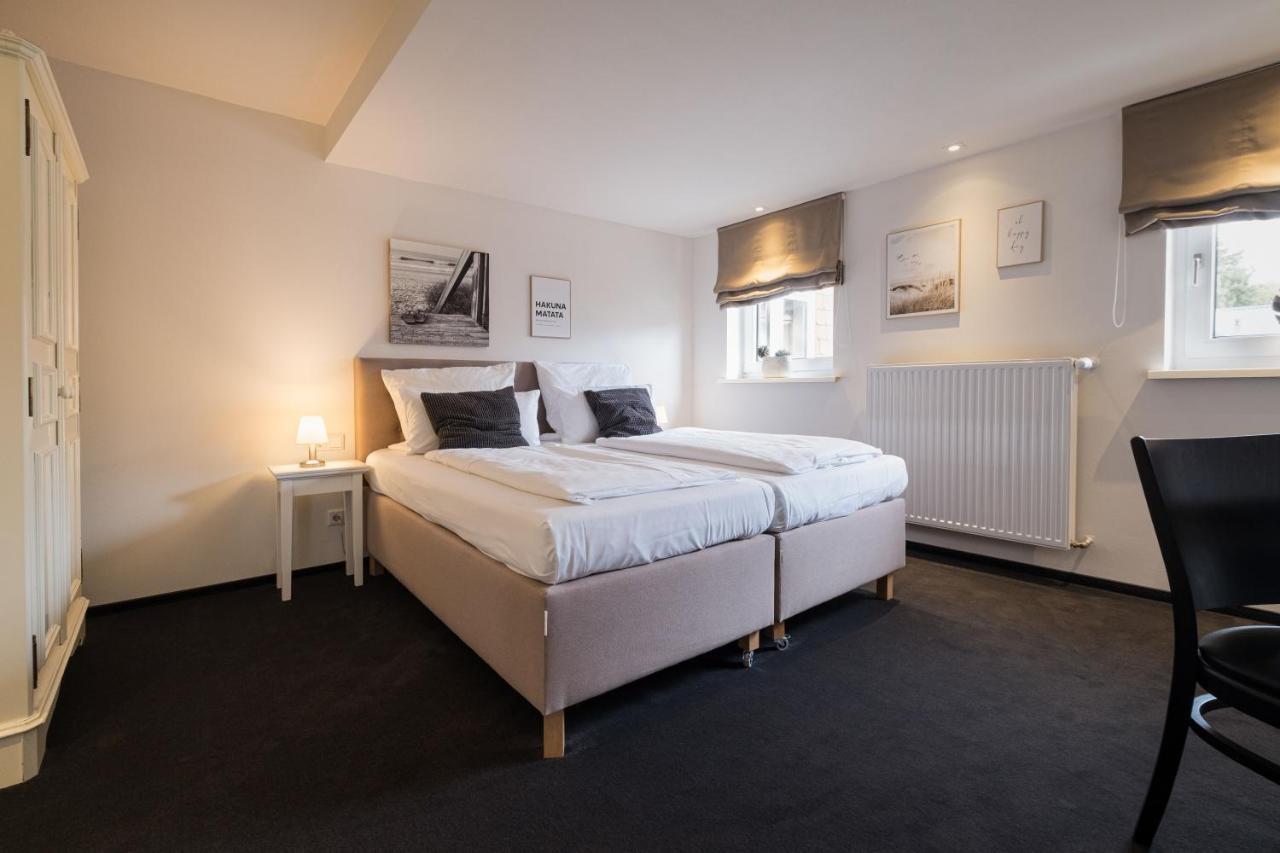 Eichhorns Hotel Niebull Bagian luar foto