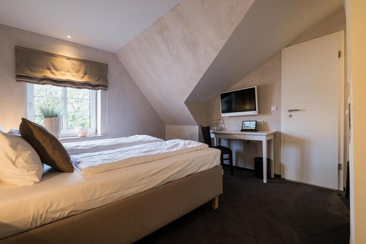 Eichhorns Hotel Niebull Bagian luar foto